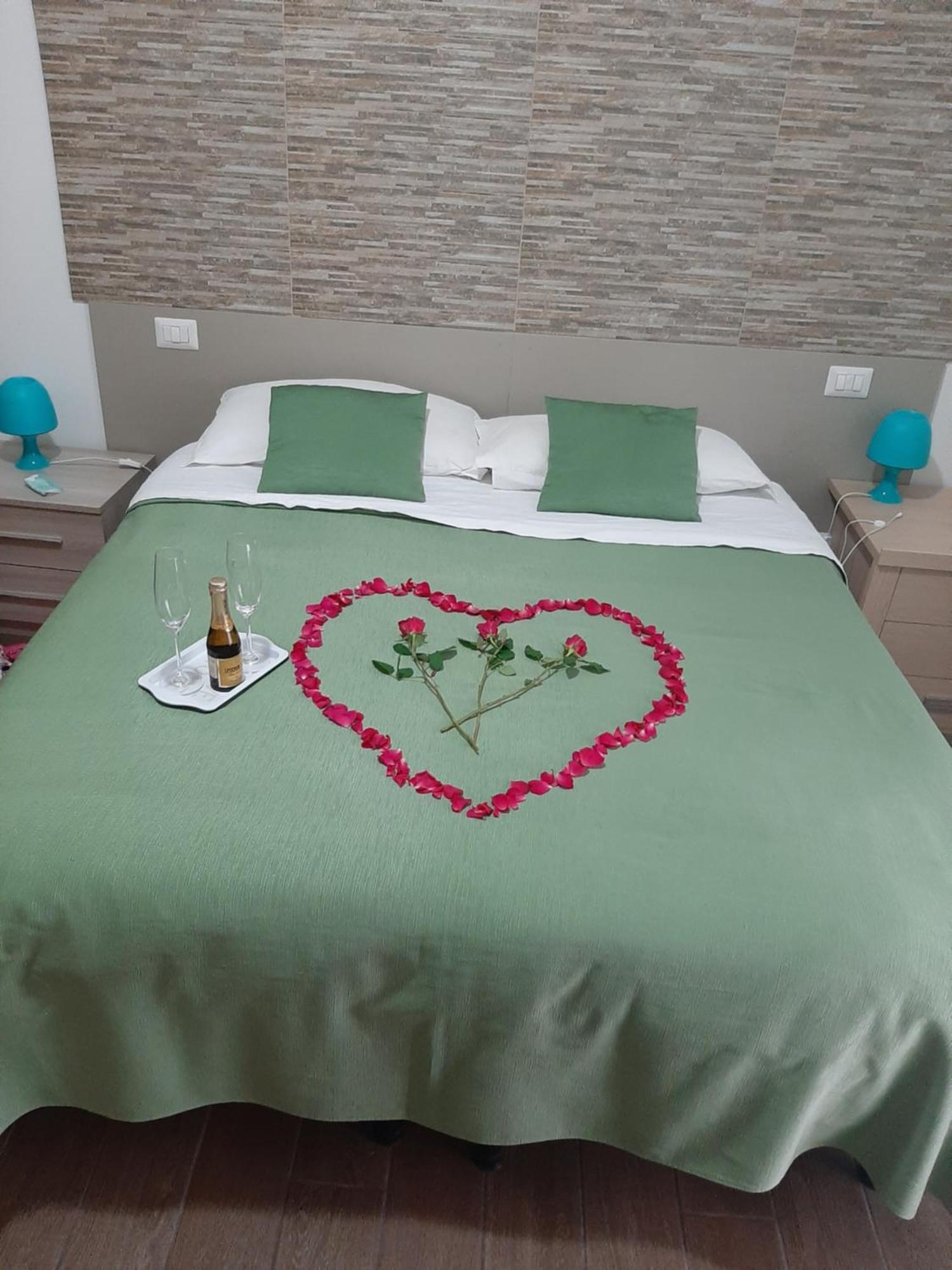 Bed and Breakfast Da Lucia Roma Exterior foto
