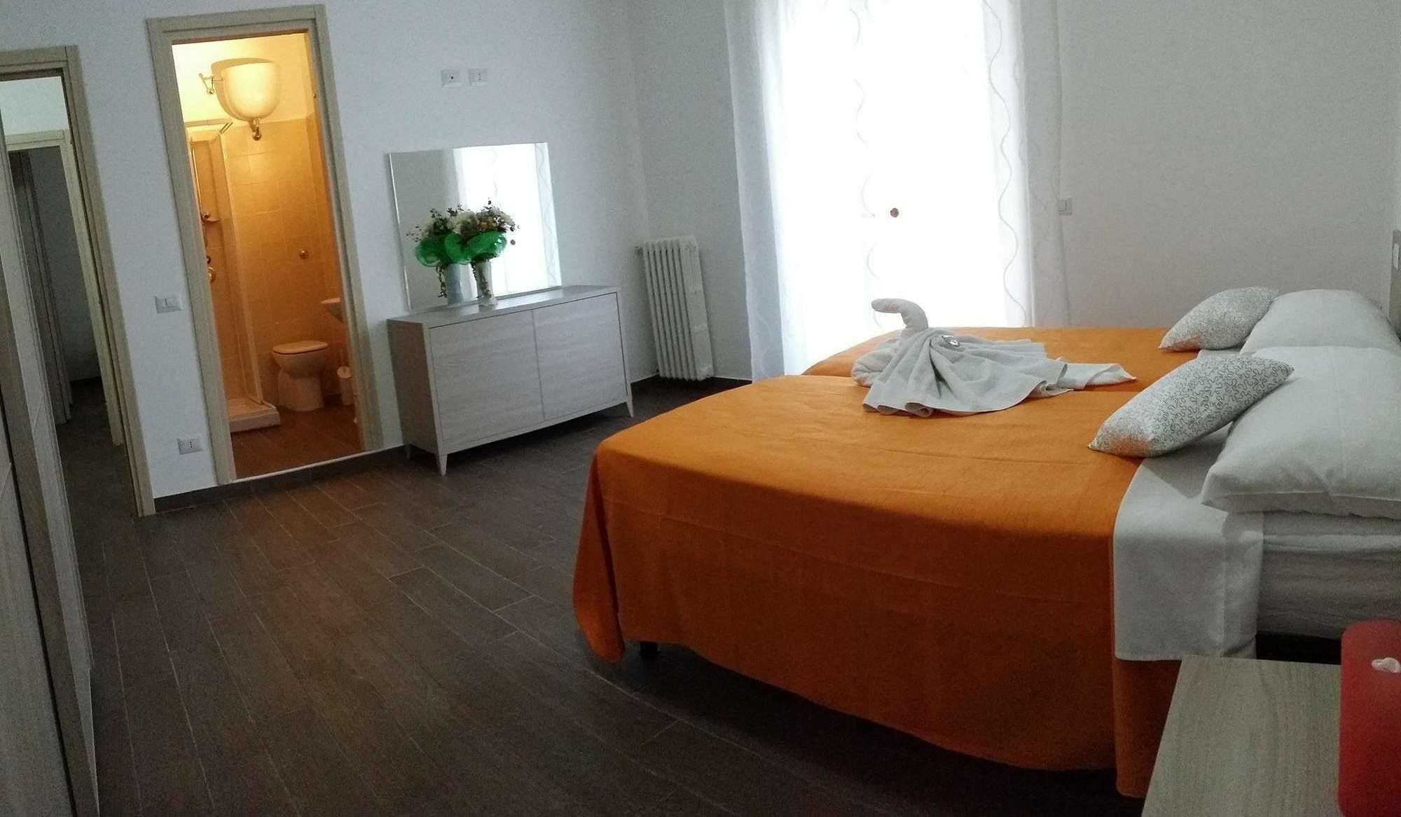 Bed and Breakfast Da Lucia Roma Exterior foto